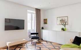 Iflat Luxury Navona Apartment